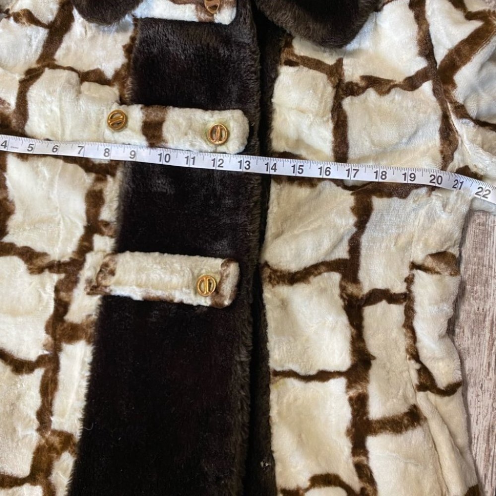Vintage Faux Fur Coat - Picture 11 of 13